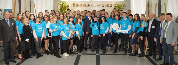 Школярі покерували містом над Бугом
